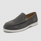 Mocassim Regent Grey cinza, vista em três quartos