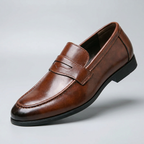 Loafer masculino Windsor Brown, vista frontal mostrando o solado