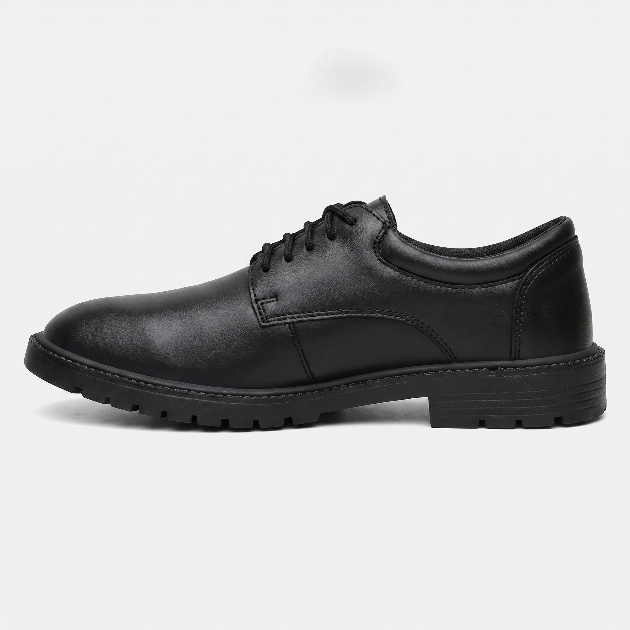 Sapato Derby Tratorado Duke Black, vista lateral de perfil
