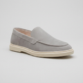 Mocassim Masculino Regent Light Grey visto em três quartos