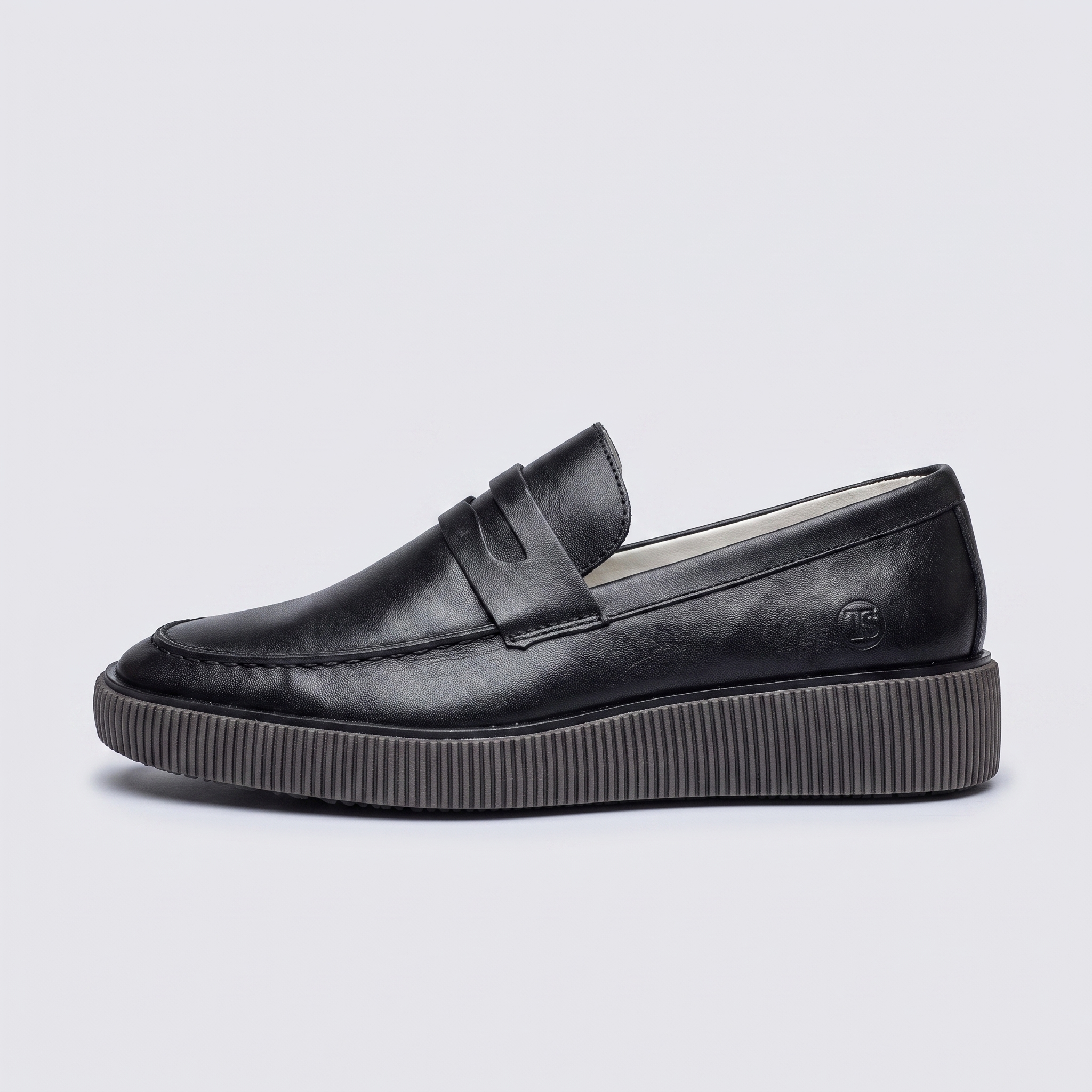 Mocassim Masculino Trotter Midnight em vista lateral