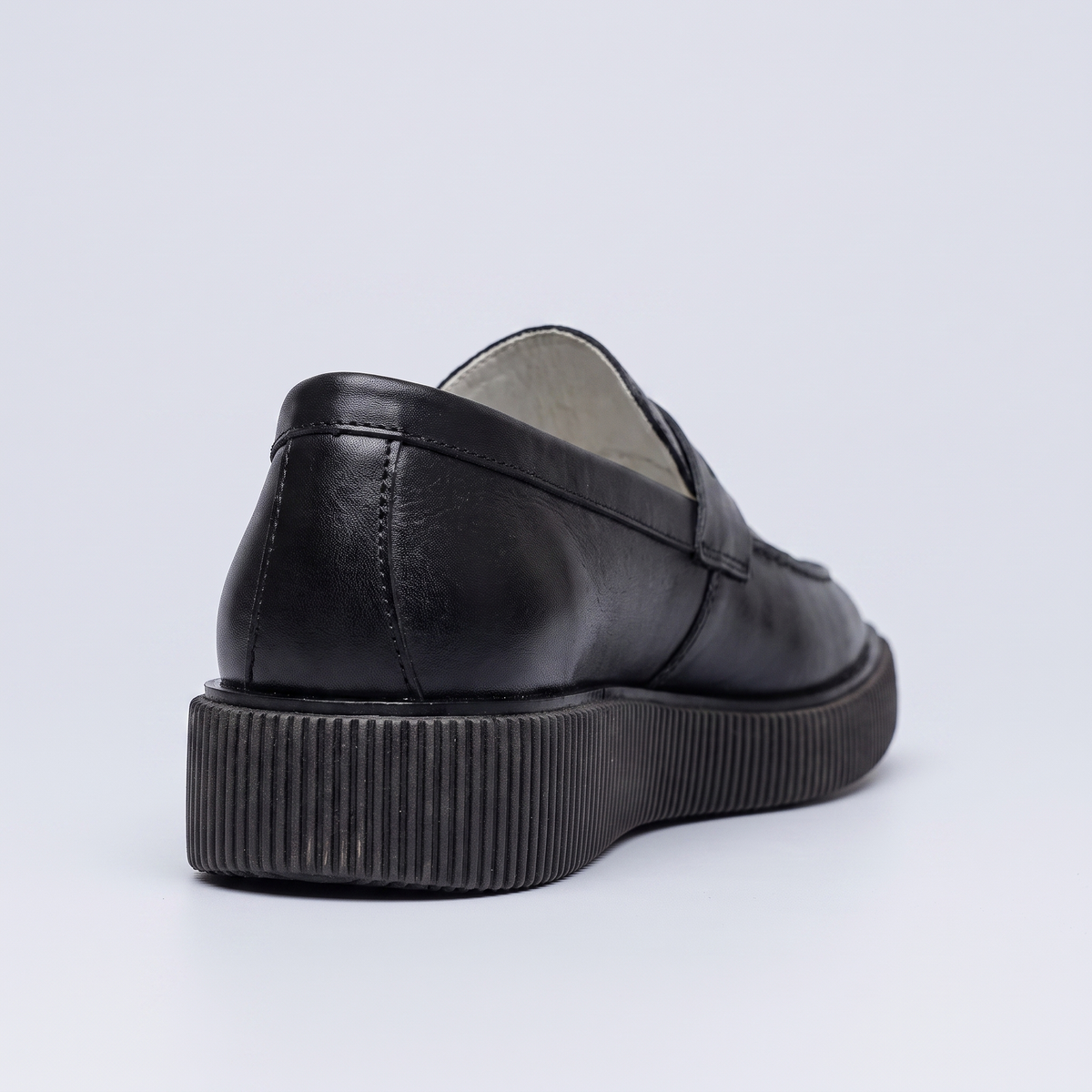 Mocassim Masculino Trotter Midnight visto de trás